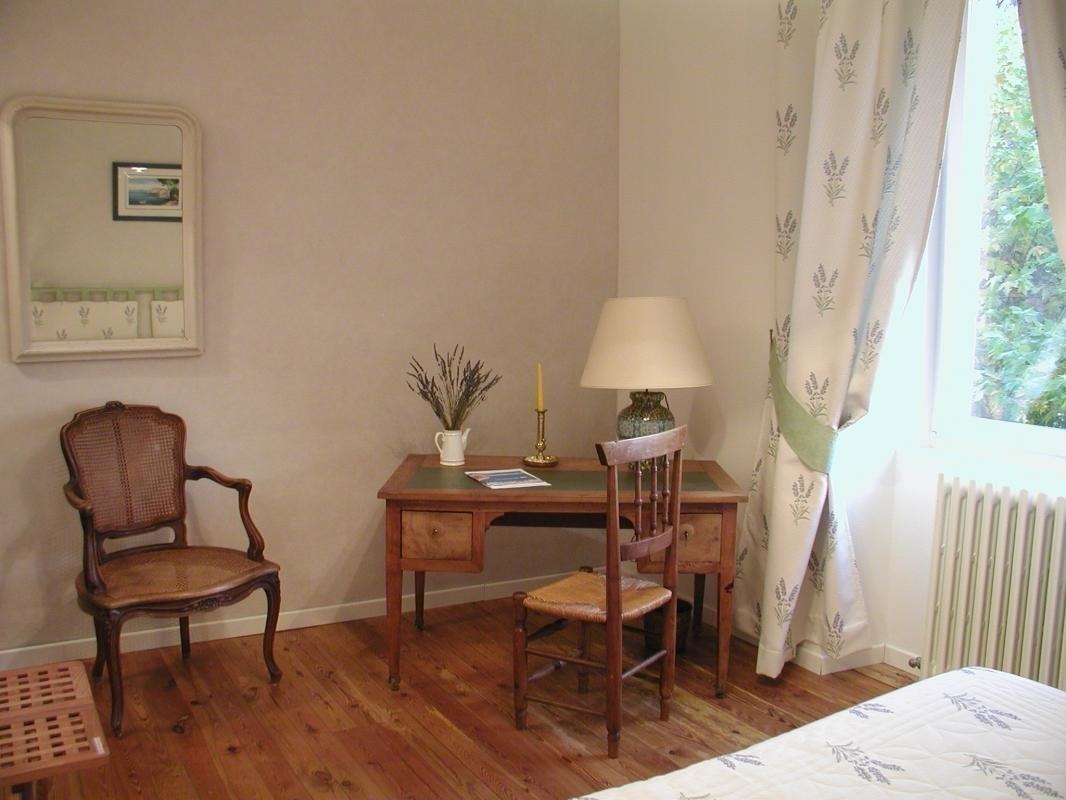 Les Lavandes, bureau