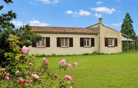G&icirc;te n&deg;G118002 &Eacute;pinouze - Dr&ocirc;me - photo