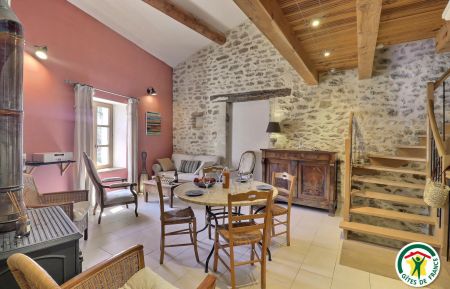 G&icirc;te n&deg;G146014 Grignan - Dr&ocirc;me - photo