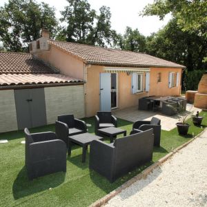Location  n�G146131 � GRIGNAN (26)