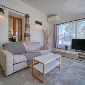 Location  n�G182012 � MIRABEL AUX BARONNIES (26)