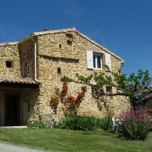 Location  n�G276394 �  ROCHE-ST-SECRET BECONNE (26)