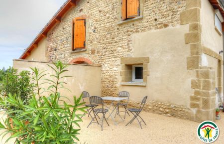 G&icirc;te n&deg;G281009 Romans-sur-Is&egrave;re - Dr&ocirc;me - photo