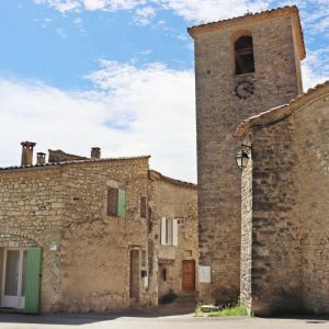 Location  n�G303002 � SAINTE EUPHEMIE SUR OUVEZE (26)