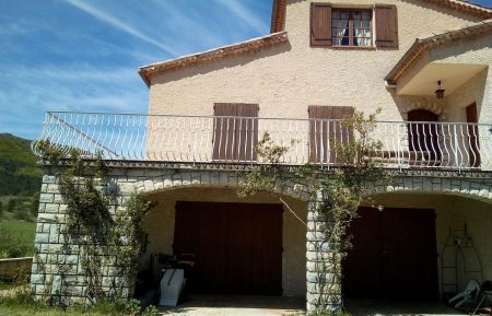 G&icirc;te n&deg;G340200 S&eacute;deron - Dr&ocirc;me - Vue de l'ext&eacute;rieur