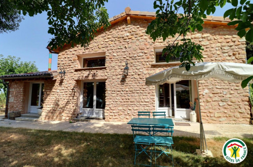 Location  n�G382720 � SAINT VINCENT LA COMMANDERIE (26)