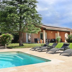 Location  n�G57003 � BOURG DE PEAGE (26)