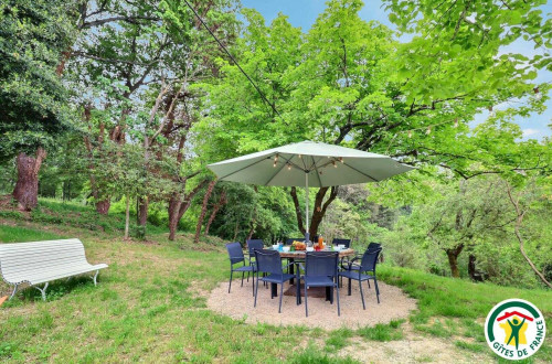 Location  n�G182018 � MIRABEL AUX BARONNIES (26)