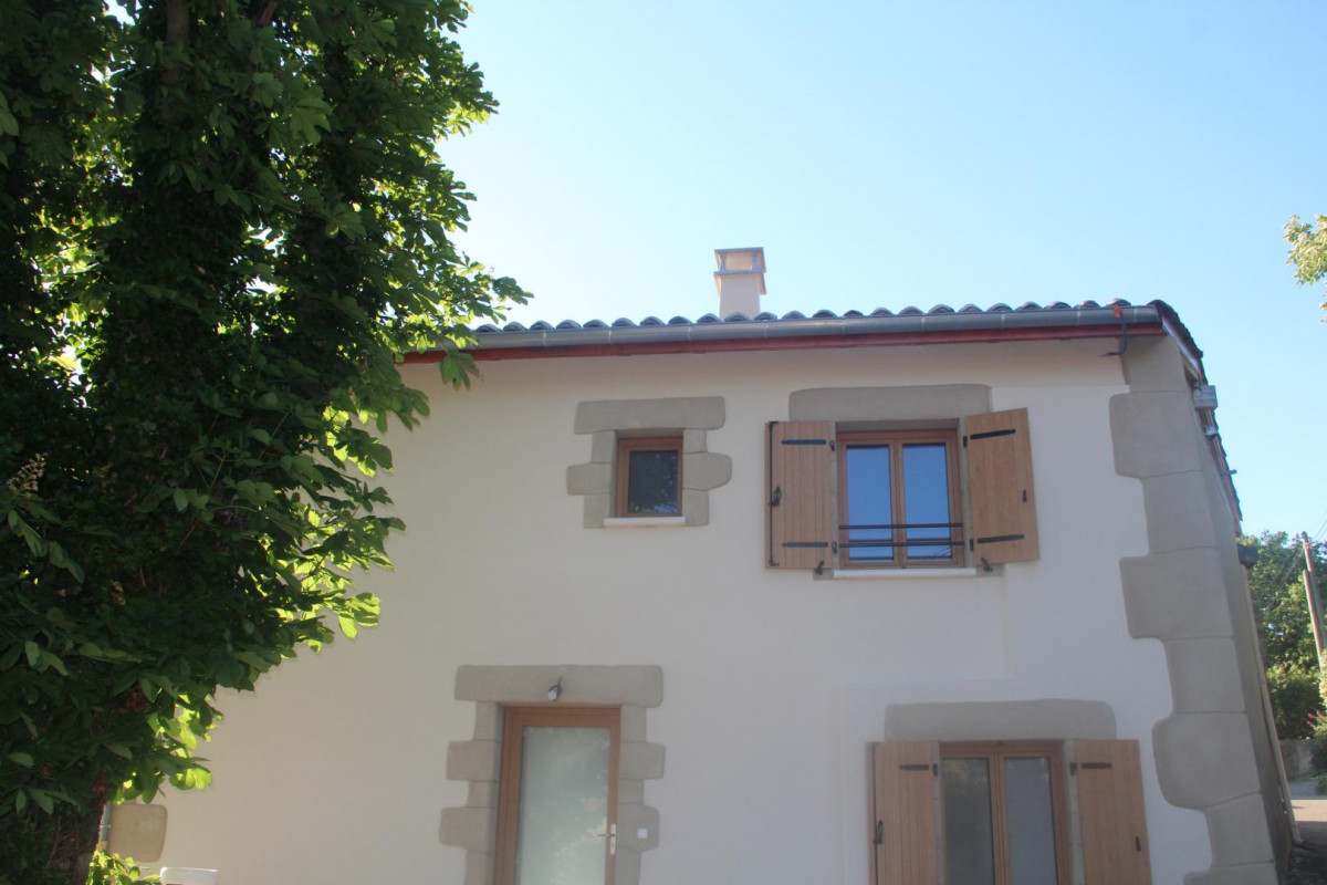 photo 0