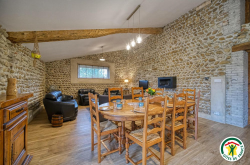 Location  n�G210003 � VALHERBASSE (26)