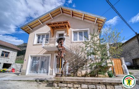 G&icirc;te n&deg;G290006 Saint-Agnan-en-Vercors - Dr&ocirc;me - L'ext&eacute;rieur du g&icirc;te