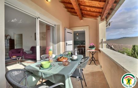 G&icirc;te n&deg;G324001 Saint-Paul-Trois-Ch&acirc;teaux - Dr&ocirc;me - La petite terrasse du g&icirc;te