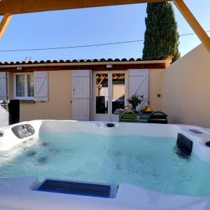 Location  n�G324020 � SAINT PAUL TROIS CHATEAUX (26)