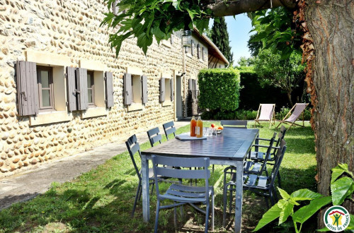 Location  n�G41001 � BEAUSEMBLANT (26)