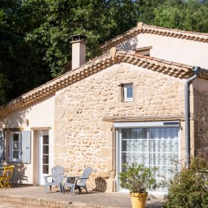 Location  n�G84007 � CHATEAUNEUF-SUR-ISERE (26)