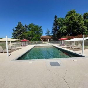 Location  n�G138006 � LA GARDE ADHEMAR (26)