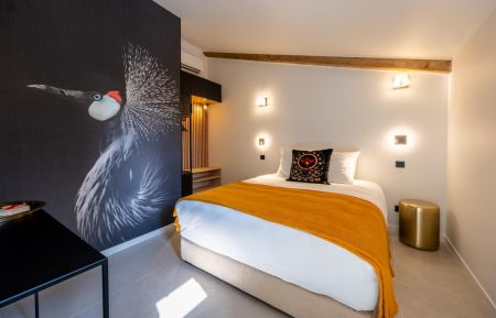 G&icirc;te n&deg;G252002 Portes-l&egrave;s-Valence - Dr&ocirc;me - La chambre : lit en 160x200