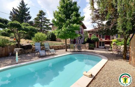G&icirc;te n&deg;G273010 Rochefort-Samson - Dr&ocirc;me - photo