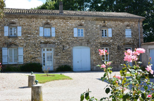 Location  n�G79001 � CHARPEY (26)