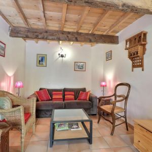 Location  n�G211010 � MONTSEGUR-SUR-LAUZON (26)