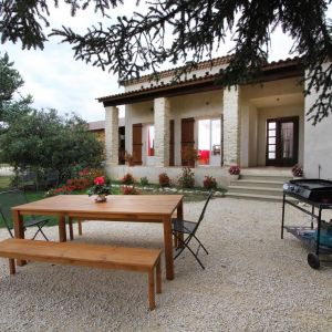 Location  n�G138006 � LA GARDE ADHEMAR (26)