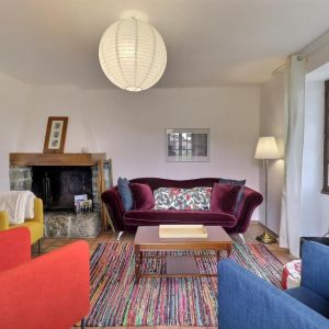 Location  n�G242999 � LE POET EN PERCIP (26)