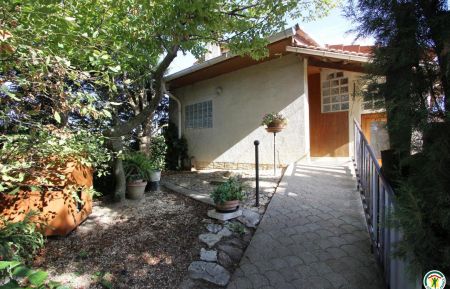 G&icirc;te n&deg;G10004 Anneyron - Dr&ocirc;me - photo