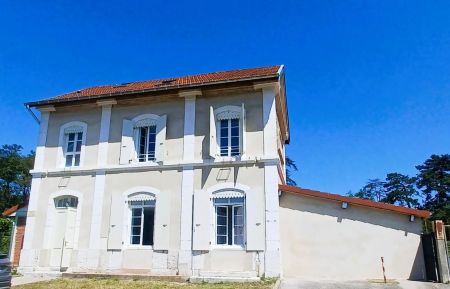 G&icirc;te n&deg;G118005 &Eacute;pinouze - Dr&ocirc;me - photo