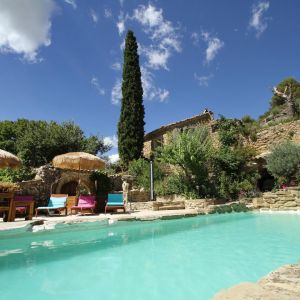 Location  n�G233103 � PIEGON (26)