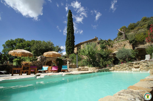 Location  n�G233103 � PIEGON (26)