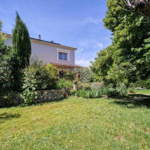 Location  n�G85002 � CHATEAUNEUF-DU-RHONE (26)