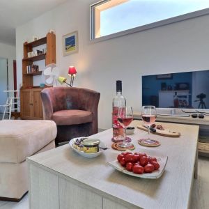 Location  n�G261007 � MIRABEL ET BLACONS (26)