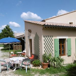 Location  n�G360002 � VALAURIE (26)