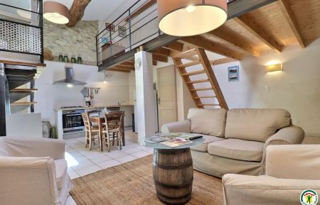 G&icirc;te n&deg;G108003 Crest - Dr&ocirc;me - photo