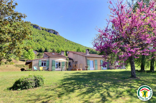 Location n°G23004 à BARBIERES (26)