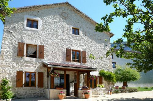 Location  n�G315003 � ST-MARTIN-EN-VERCORS (26)