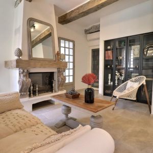 Location  n�G63031 � MIRABEL AUX BARONNIES (26)