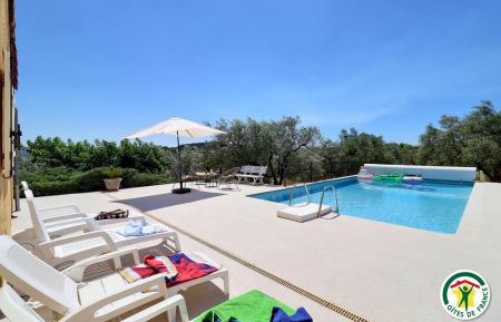 G&icirc;te n&deg;G367015 Venterol - Dr&ocirc;me - La piscine &agrave; partager