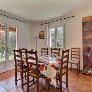 Location  n�G182008 � MIRABEL-AUX-BARONNIES (26)