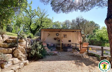 G&icirc;te n&deg;G358005 Upie - Dr&ocirc;me - La villa 