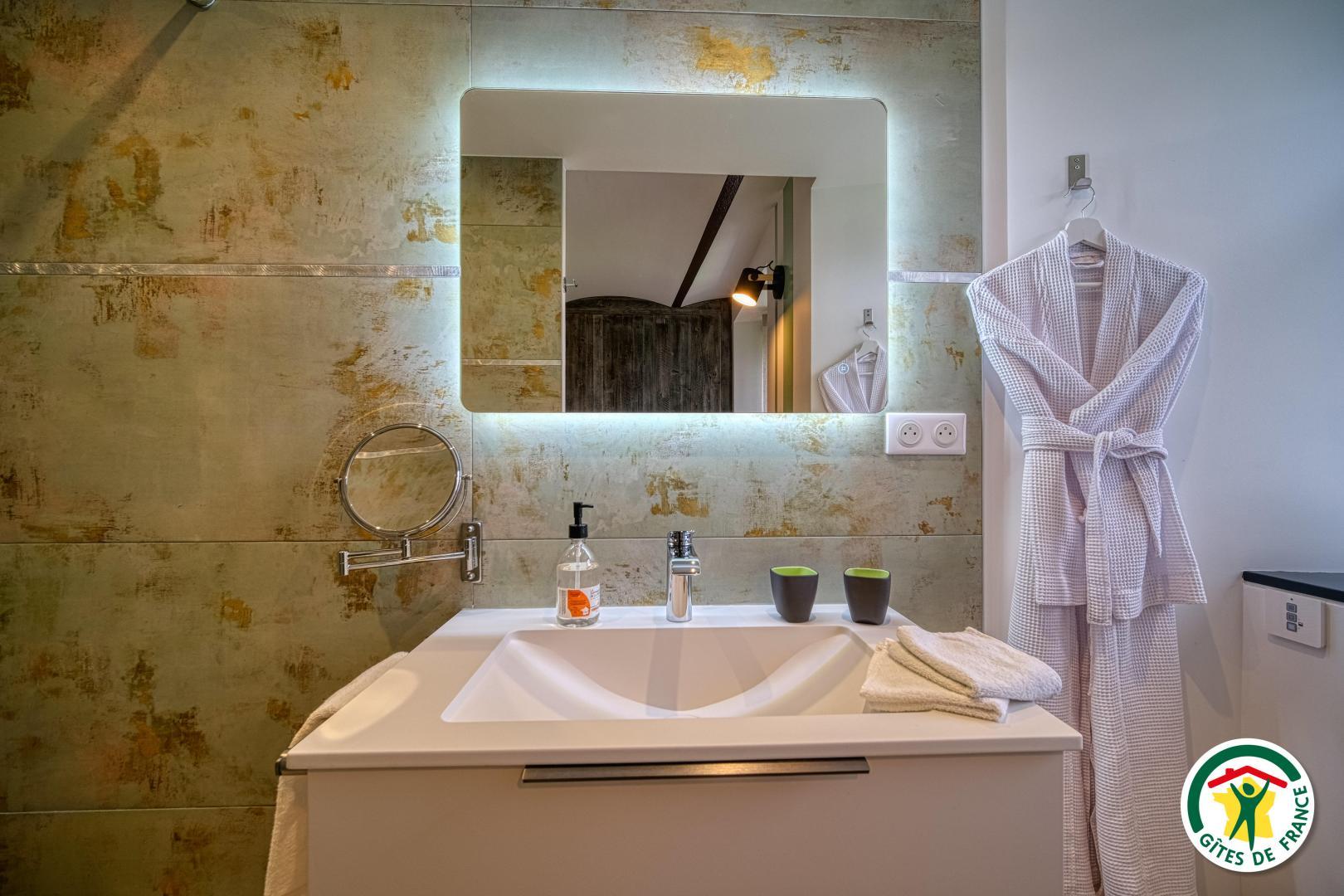 La salle de bain de la chambre Roche-Colombe photo 18