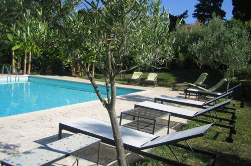 Location  n�G157003 � LA LAUPIE (26)