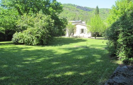 G&icirc;te n&deg;G303001 Sainte-Euph&eacute;mie-sur-Ouv&egrave;ze - Dr&ocirc;me - "Petite maison ...grand jardin !"