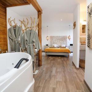 Location  n�G381720 � JAILLANS (26)