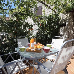 Location  n�G318001 � SAINT MAY (26)