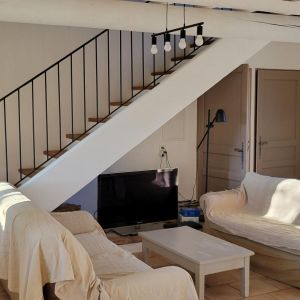 Location  n�G322200 � ST-PANTALEON-LES-VIGNES (26)