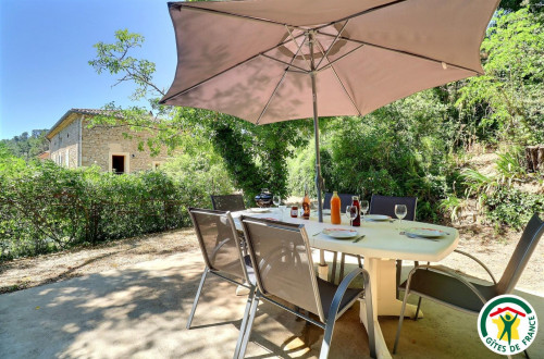 Location  n�G256090 � PROPIAC-LES-BAINS (26)
