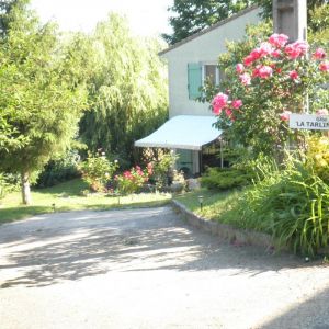 Location  n�G149008 � HOSTUN (26)