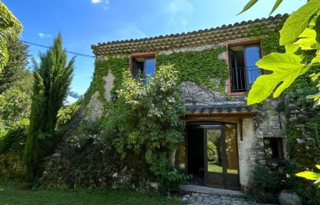 Gîte de groupe n°G305999 Saint-Gervais-sur-Roubion - Drôme - photo