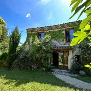 Location  n�G305999 � SAINT GERVAIS SUR ROUBION (26)